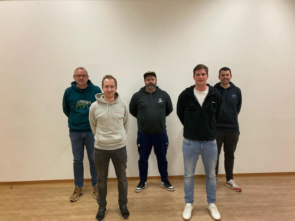 von links: Jürgen Zweck (1. Vorstand), Max Kleinod, Patrick Paulus, Florian Hiltl, Oliver Zweck