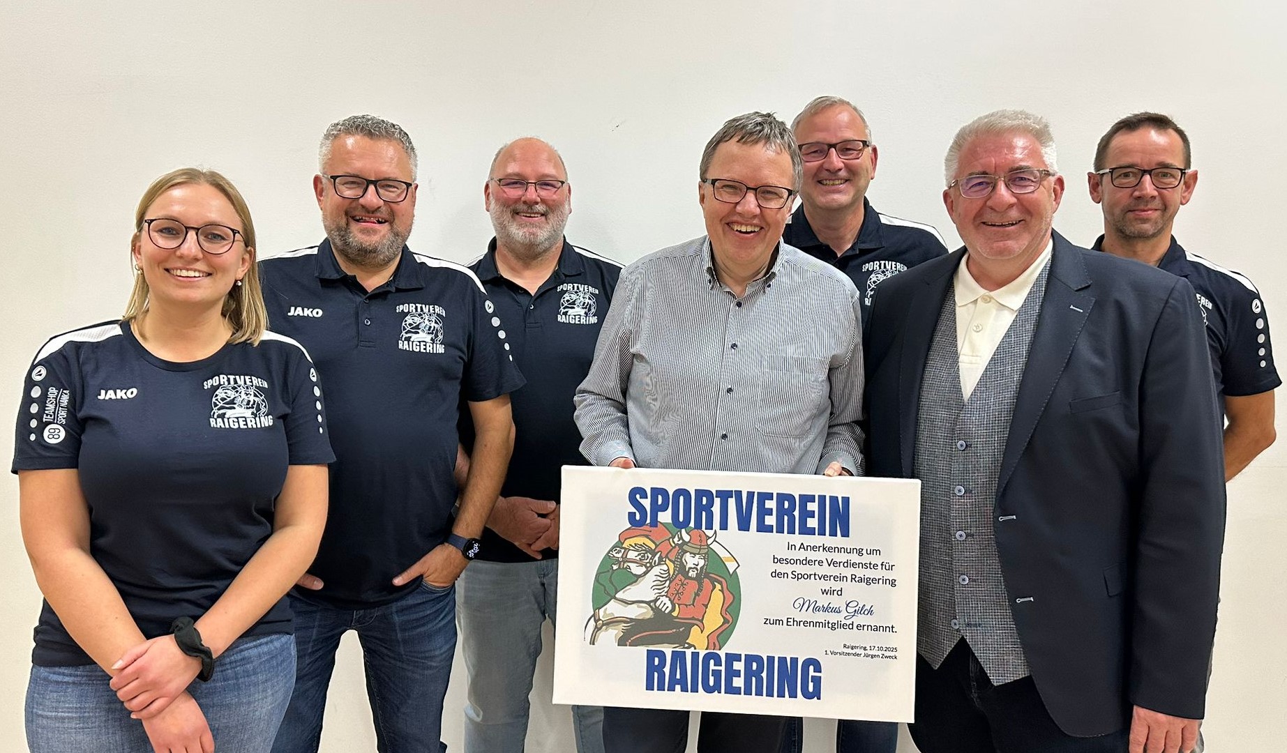 Ernennung Markus Gilch als neues Ehrenmitglied des SV Raigering